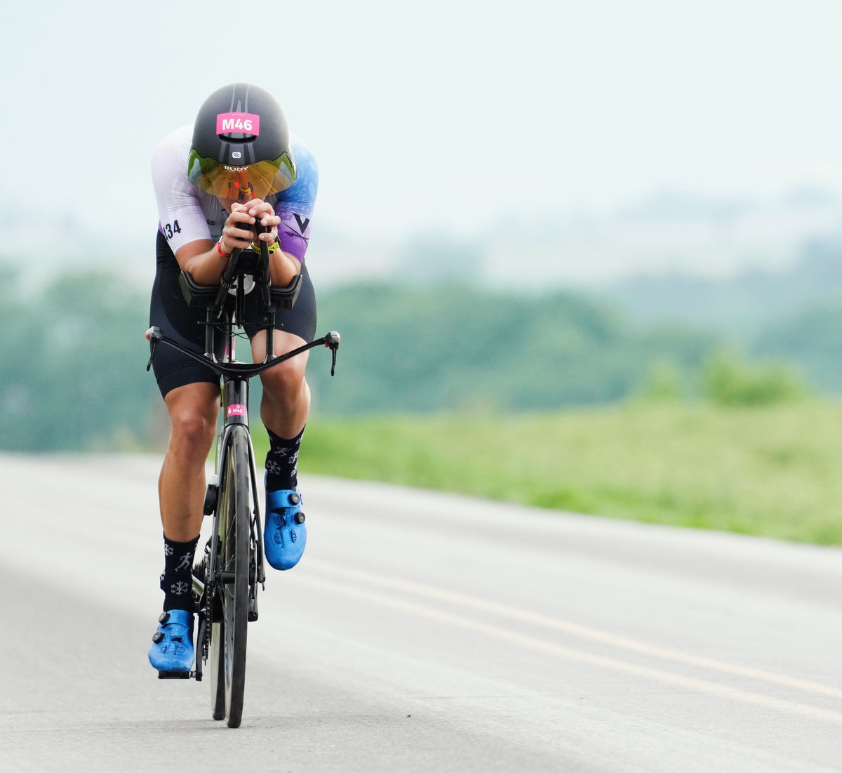Thomas Inigo aero on the time trial bike